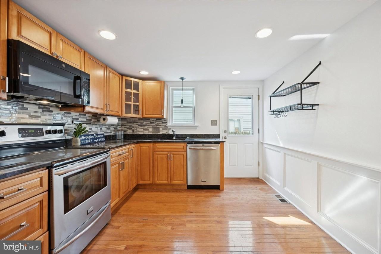 1906 Gilpin Ave - Photo 7 of 15