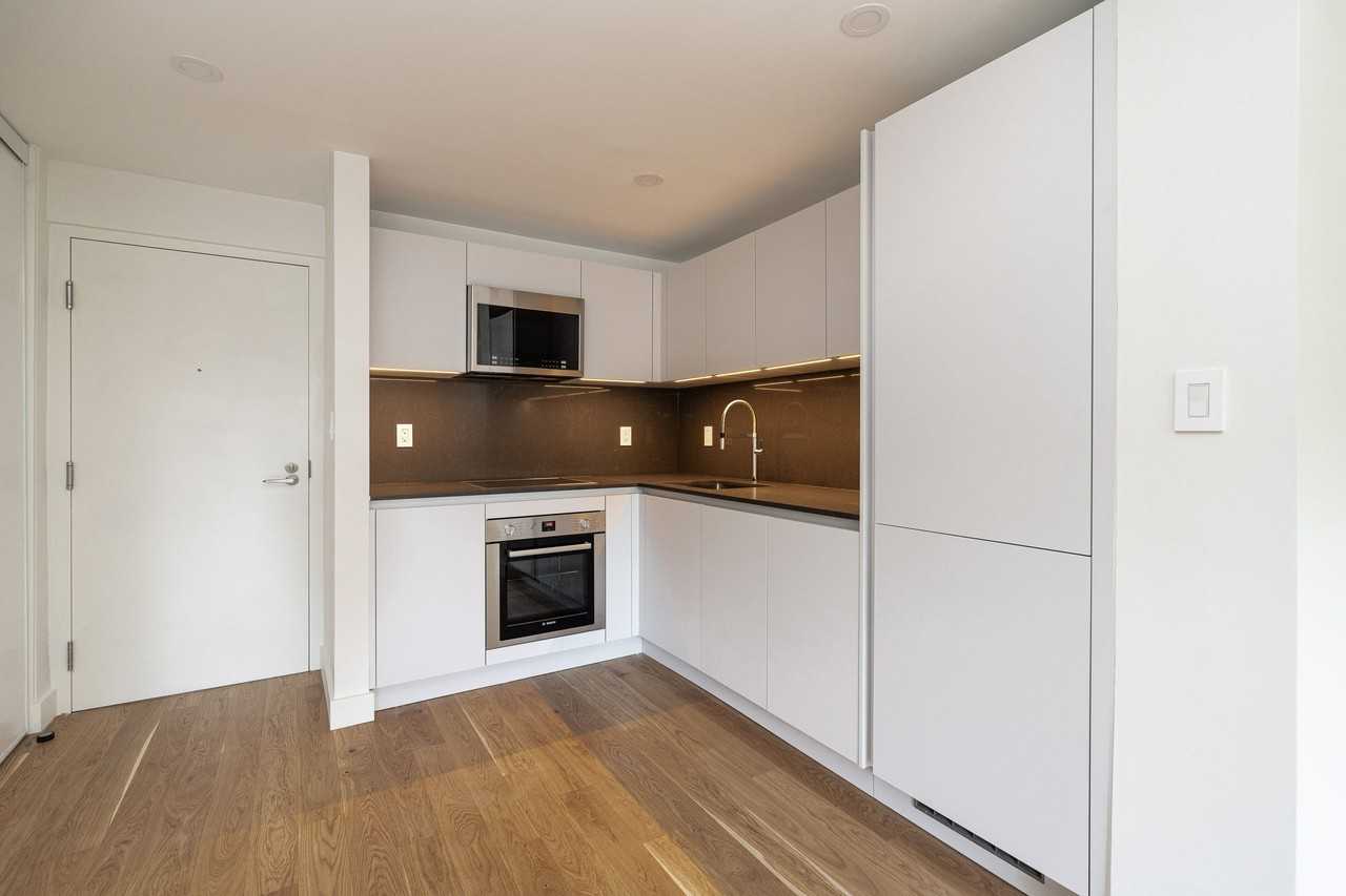 457 Marlee Avenue - Photo 3 of 10