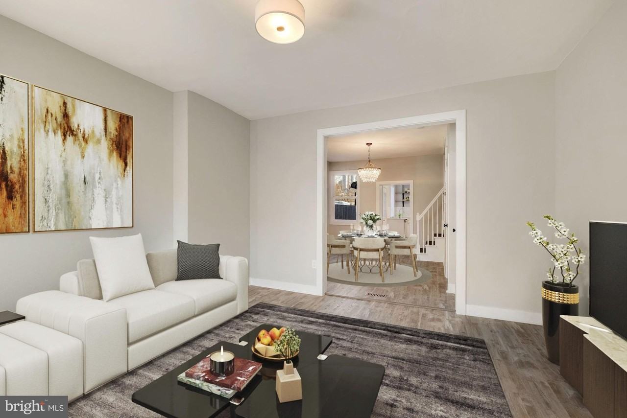 241 E 6th St - Photo 2 of 34