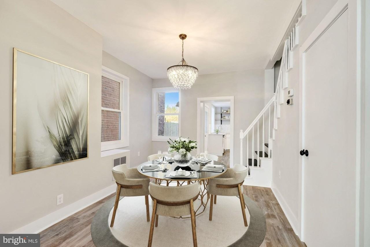 241 E 6th St - Photo 6 of 34