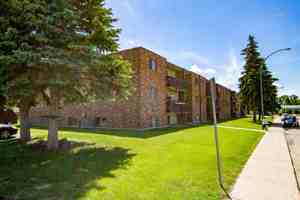 featured image of 10 Pearson Pl