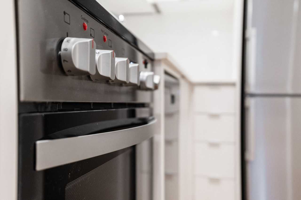 240 Oriole Parkway - Photo 2 of 16