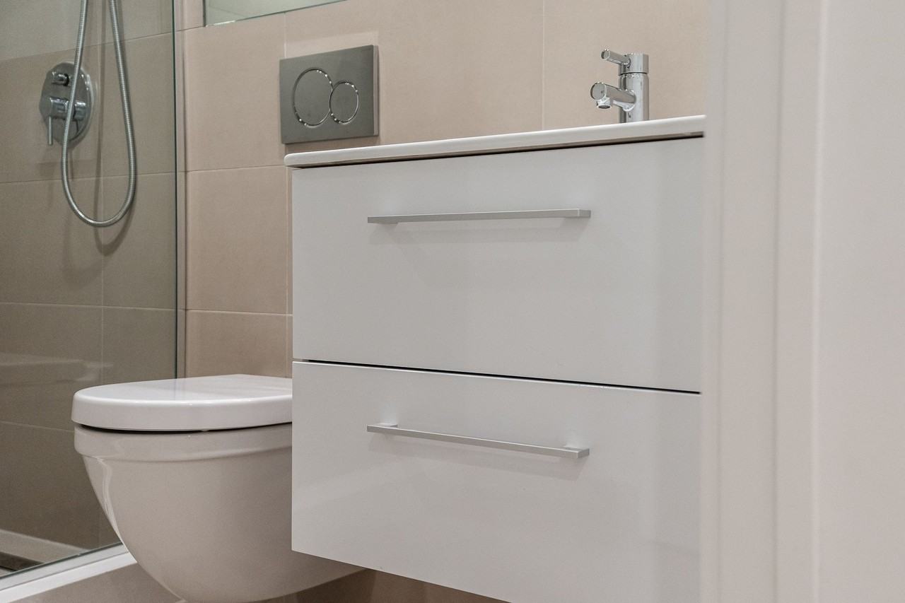 240 Oriole Parkway - Photo 7 of 16