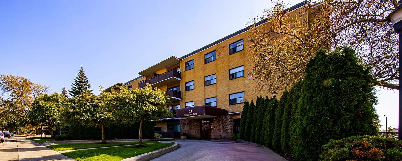 11 Eccleston Drive - Photo 2 of 10