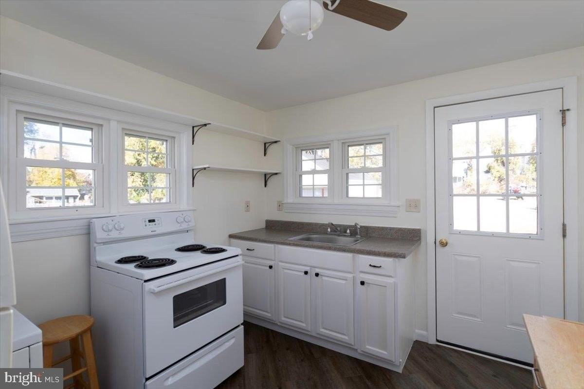 509 Cannon St - Photo 3 of 12