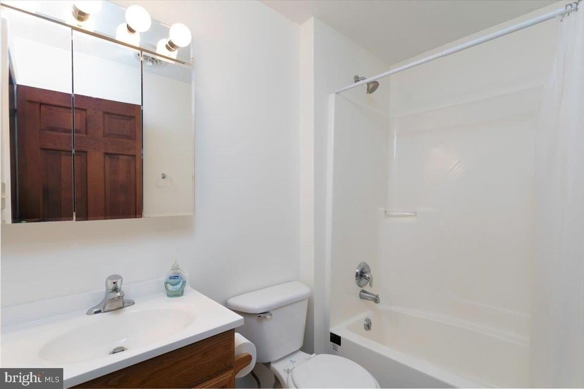 509 Cannon St - Photo 6 of 12