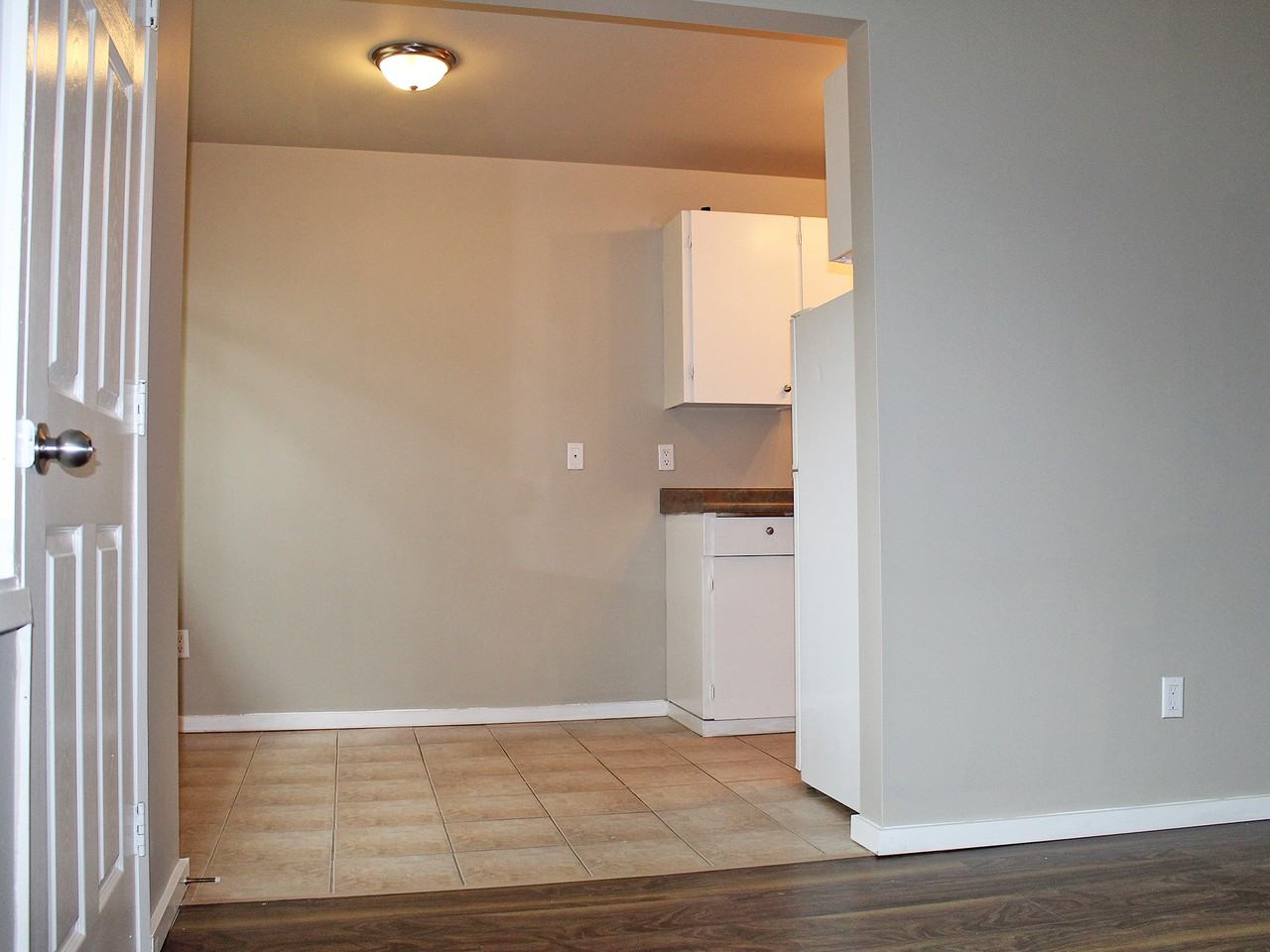 Ingle Apartments - Photo 7 of 14
