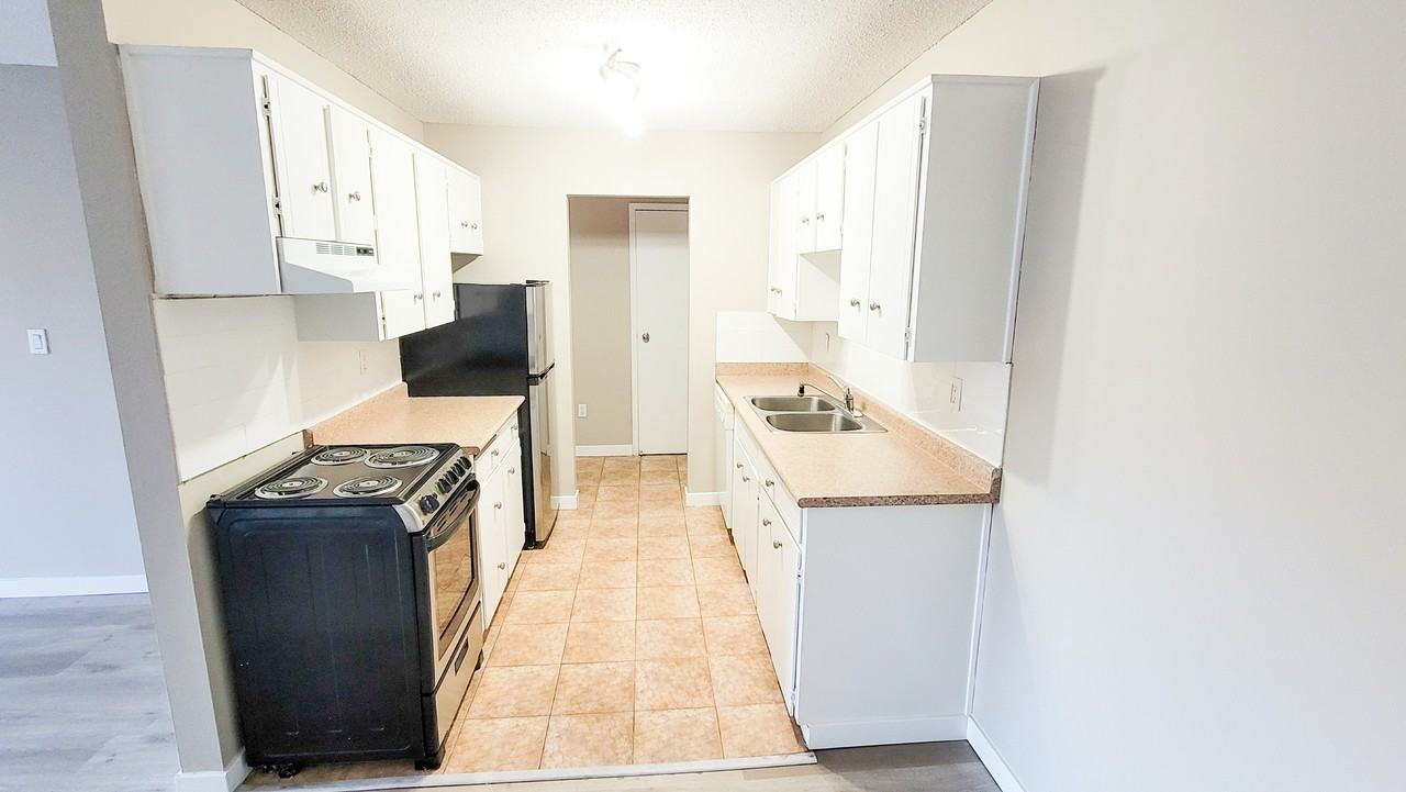 Manpreet Estates - Photo 6 of 25