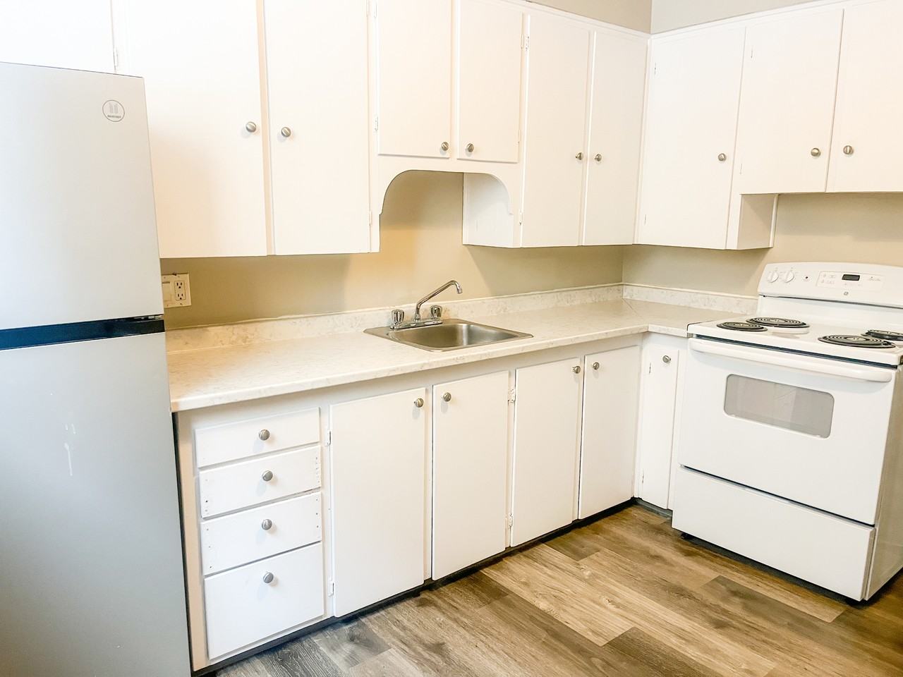 Ret 3940 - Photo 6 of 13