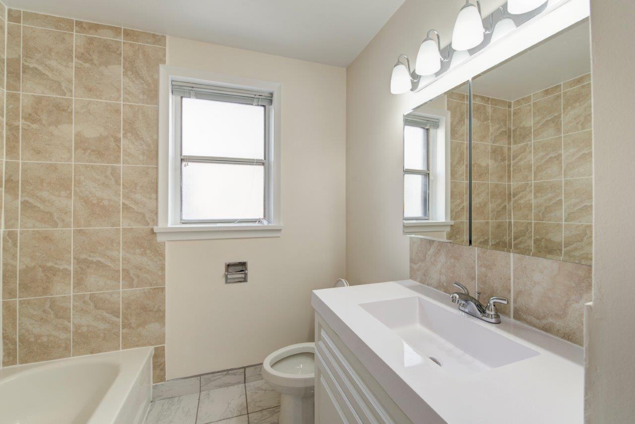 Beltline Apartments - Photo 6 of 19