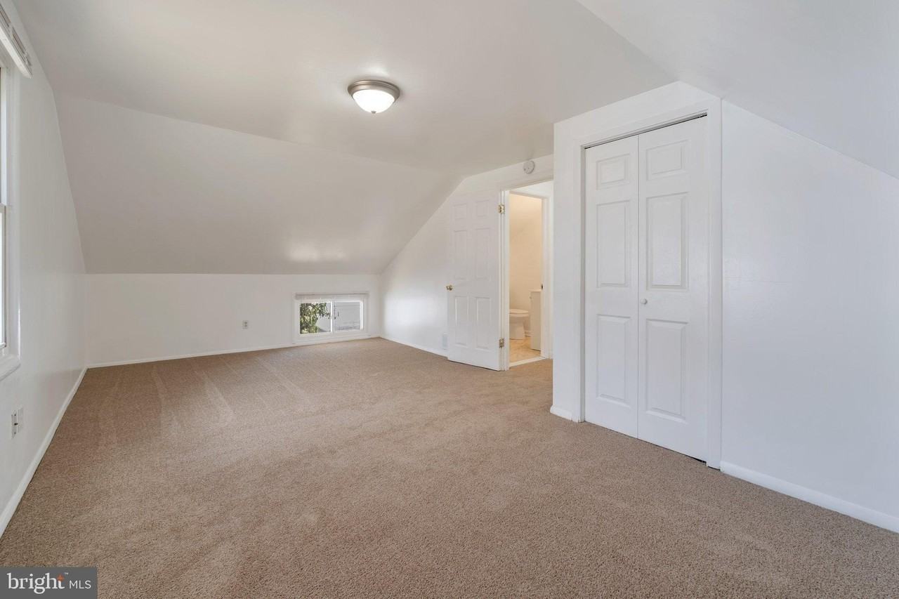 12901 Ardennes Ave - Photo 7 of 15