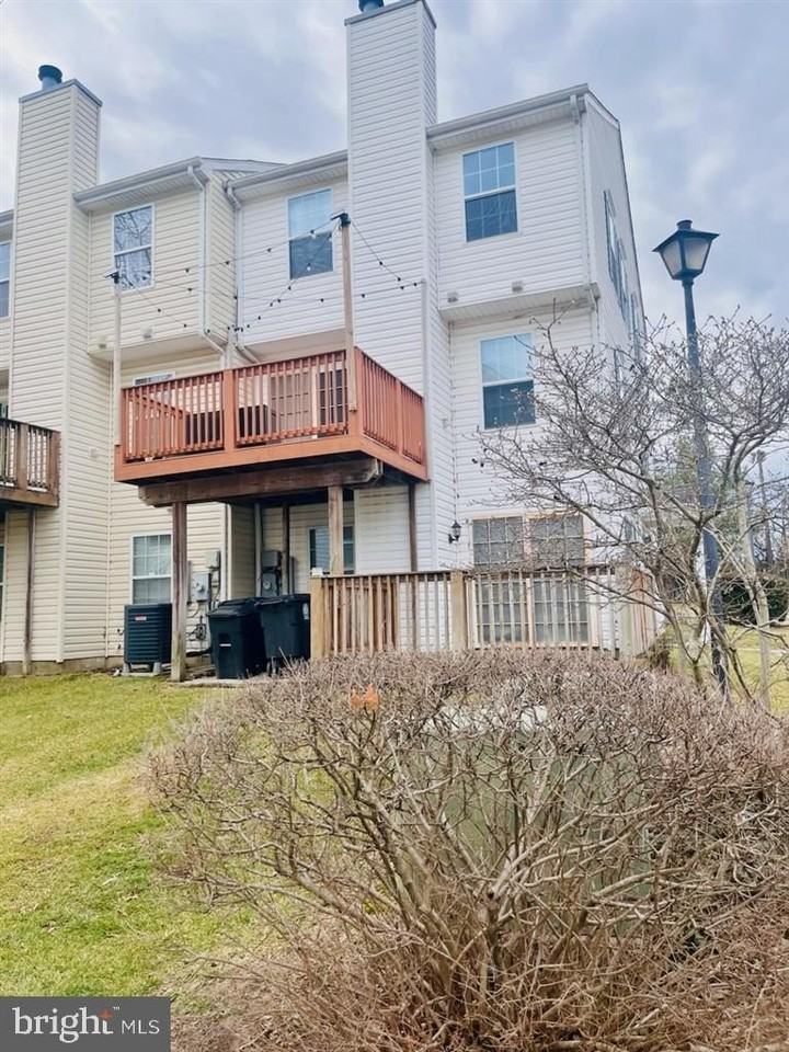 4202 Applegate Ln - Photo 2 of 23