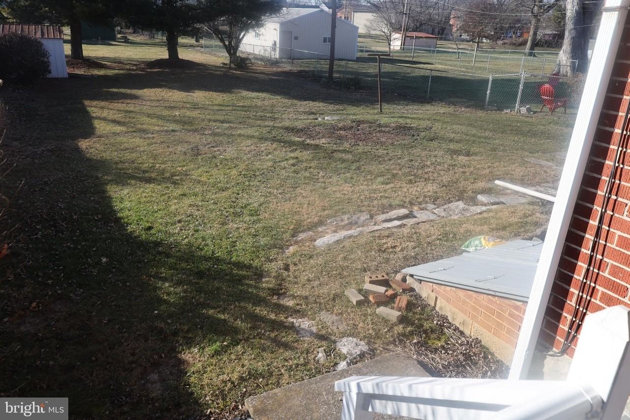 11026 Roessner Ave - Photo 3 of 10