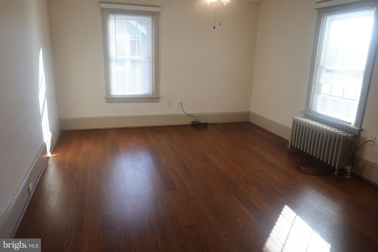 11026 Roessner Ave - Photo 7 of 10