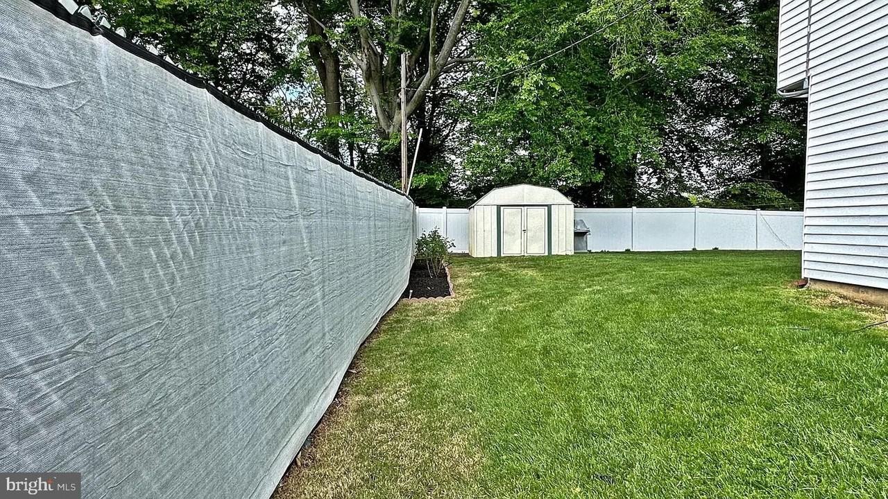 44 Ember Ln - Photo 7 of 22