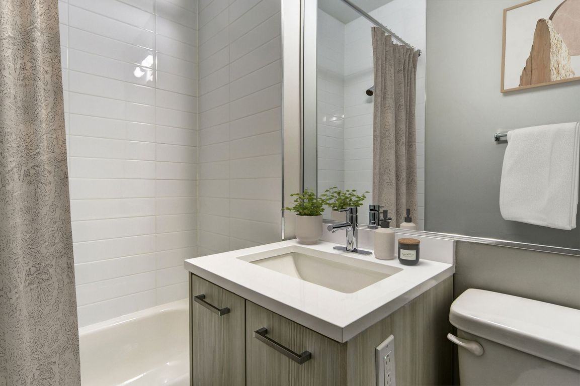 4545 Av Walkley — photo 2