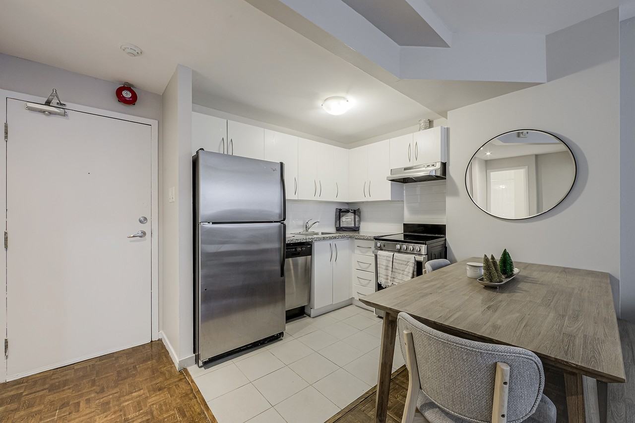 392 Sherbourne Street - Photo 6 of 15