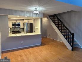 213 Park Place Dr Unit 213 - Photo 1 of 1