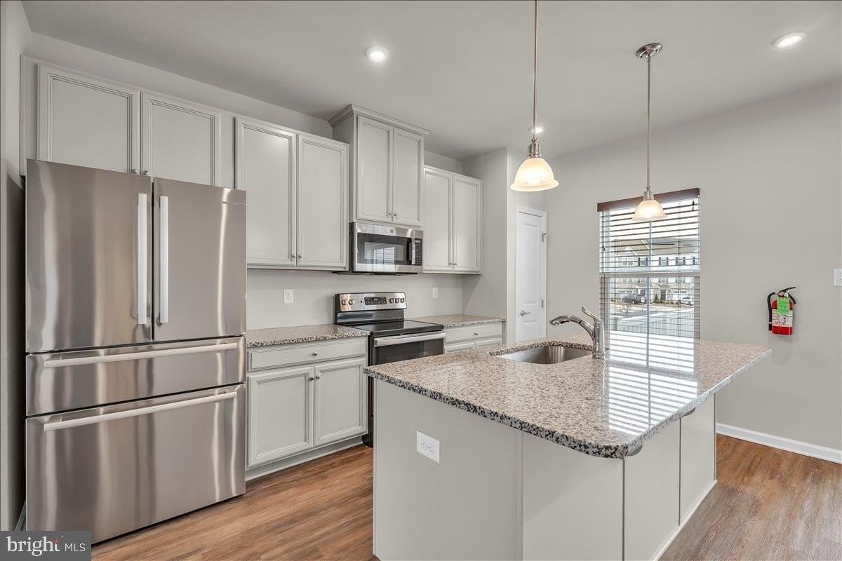 2 Kohlmyer Dr - Photo 4 of 19