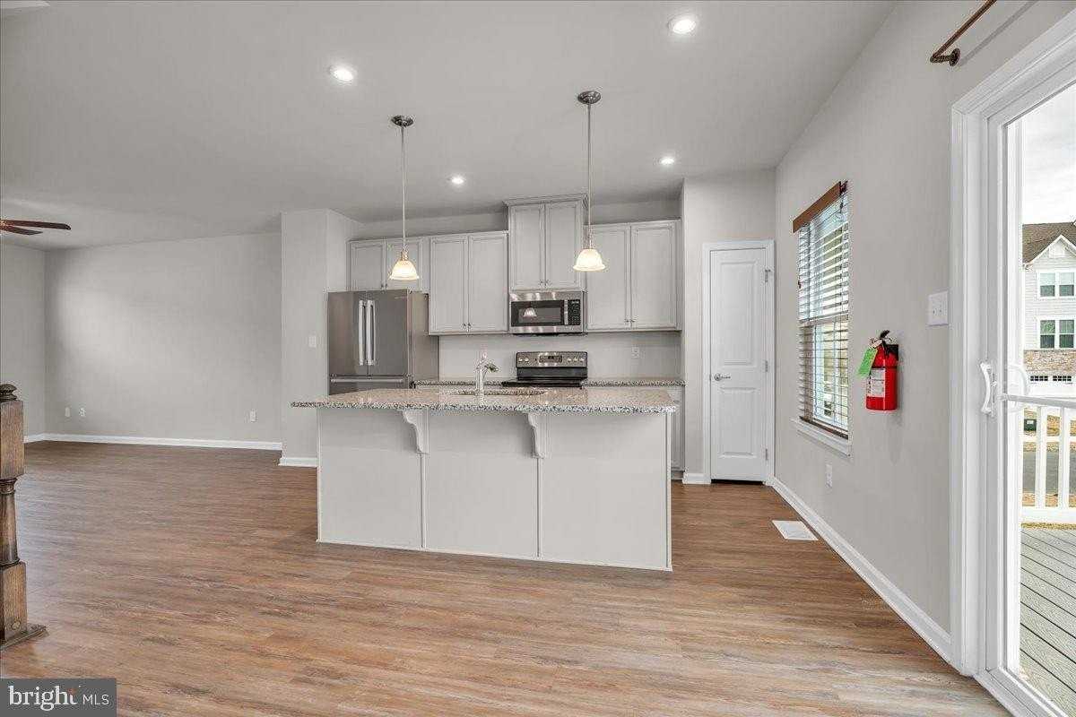 2 Kohlmyer Dr - Photo 6 of 19