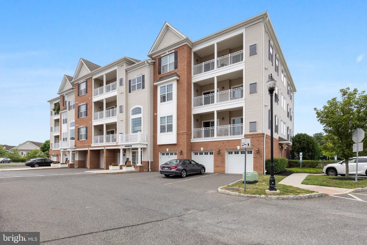 4323 Champions Run - Photo 4 of 39