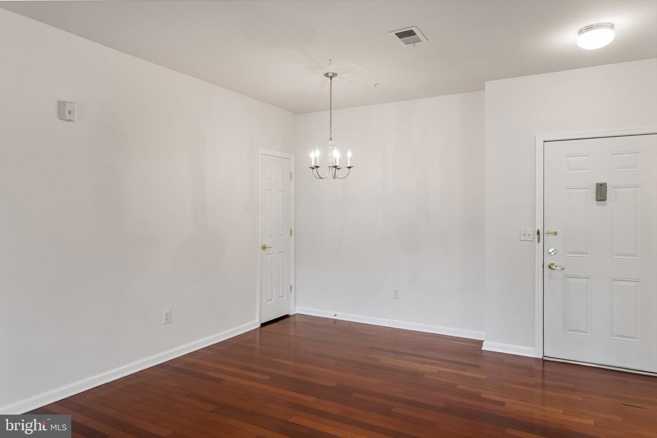 4323 Champions Run - Photo 7 of 39