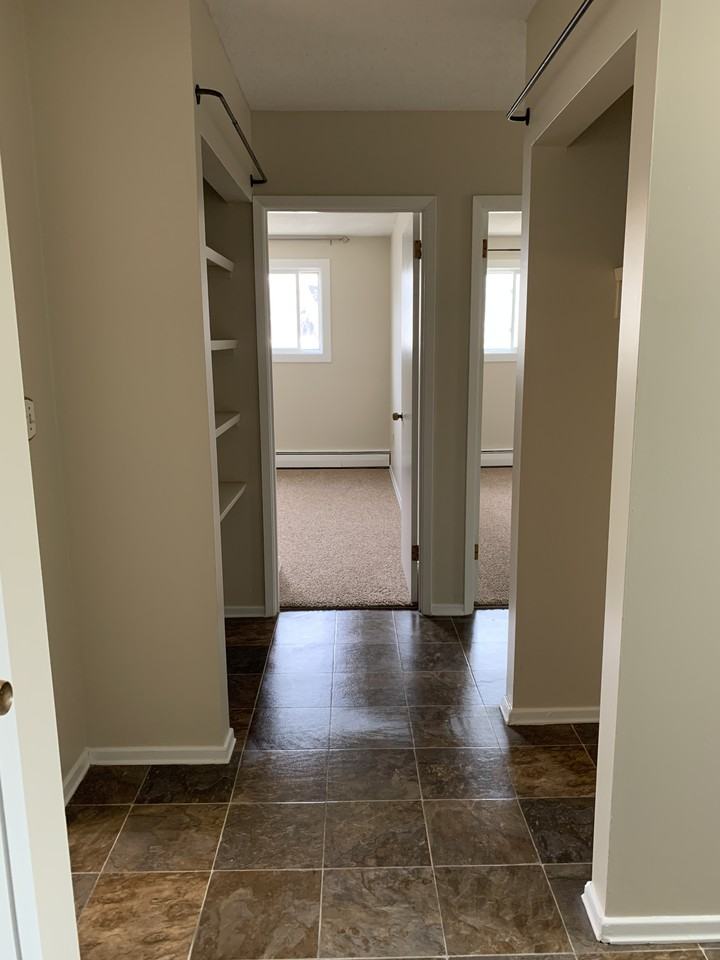 Birch Manor - Photo 2 of 19