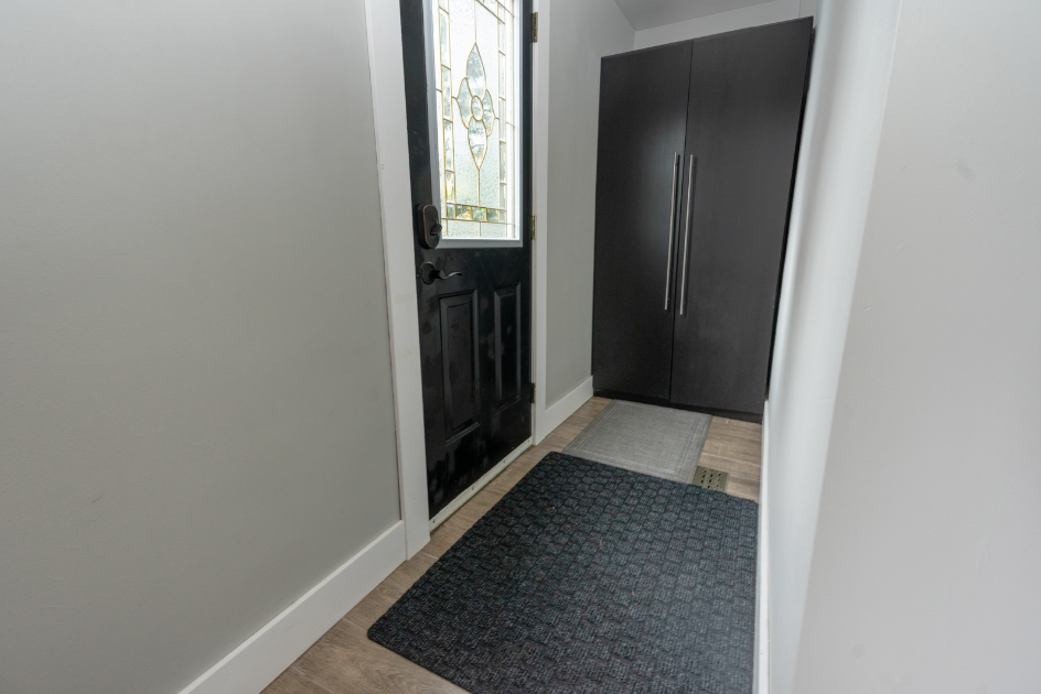 141 Codrington St, Barrie, ON L4M 1R9, Canada - Photo 2 of 20
