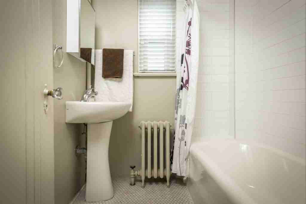 Royal Oak Court - Photo 7 of 11