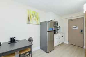 featured image of 4029 River Rd