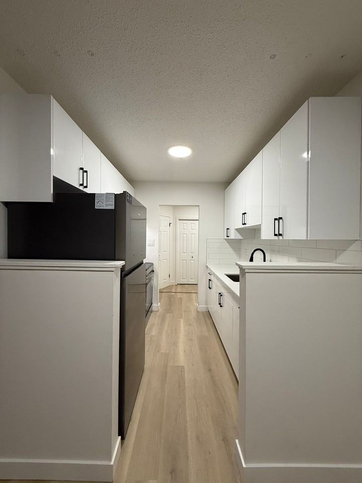 The Laurier - Photo 3 of 20