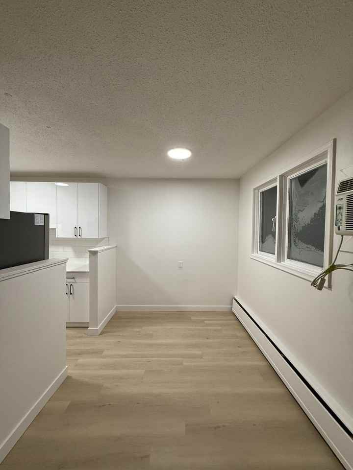 The Laurier - Photo 6 of 20