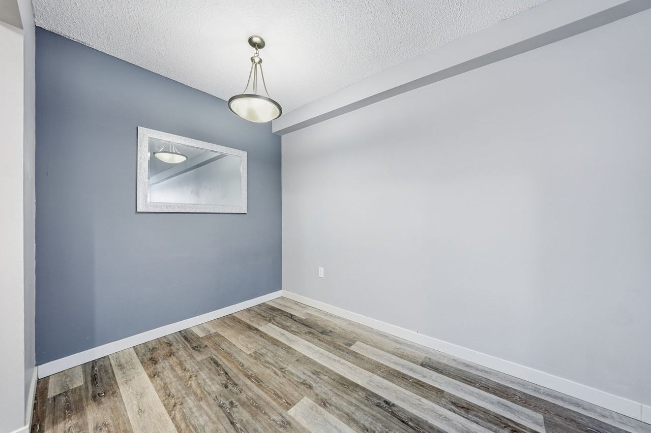 205 N - Photo 7 of 15