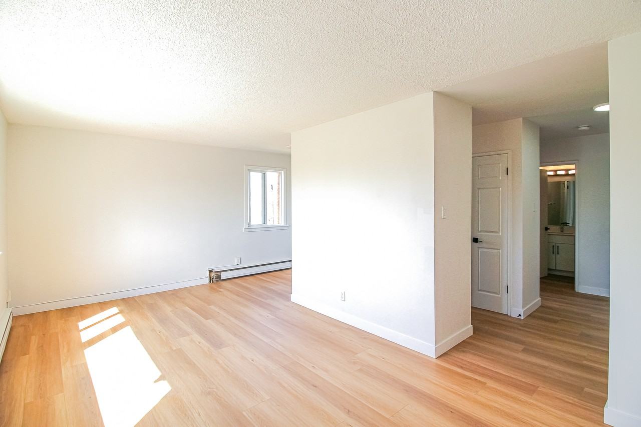 Rosedale Apartments - Photo 6 of 25