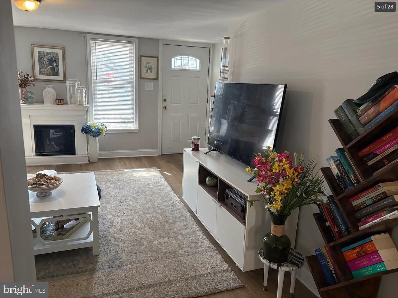 341 Emmett St - Photo 3 of 19