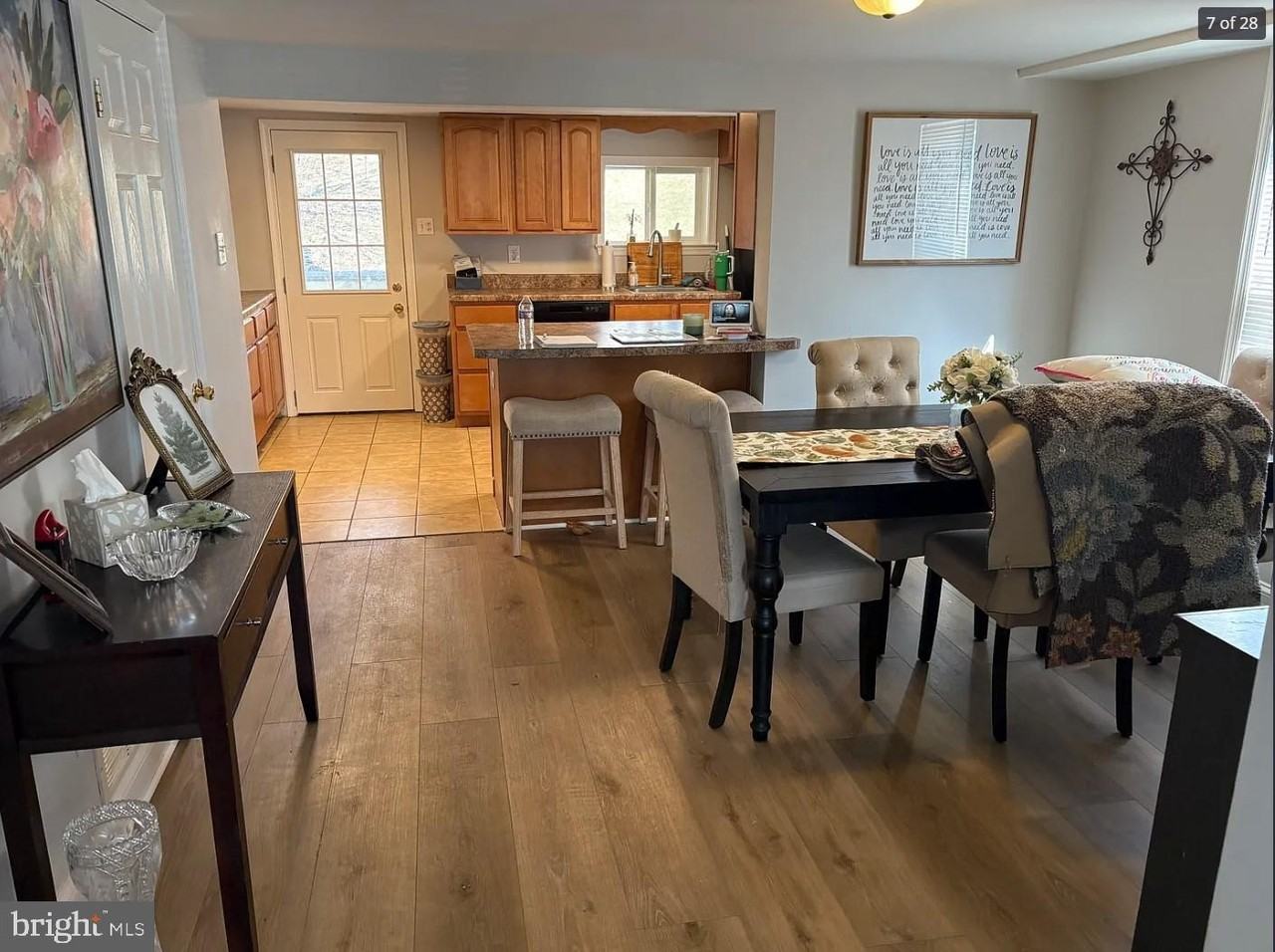 341 Emmett St - Photo 4 of 19