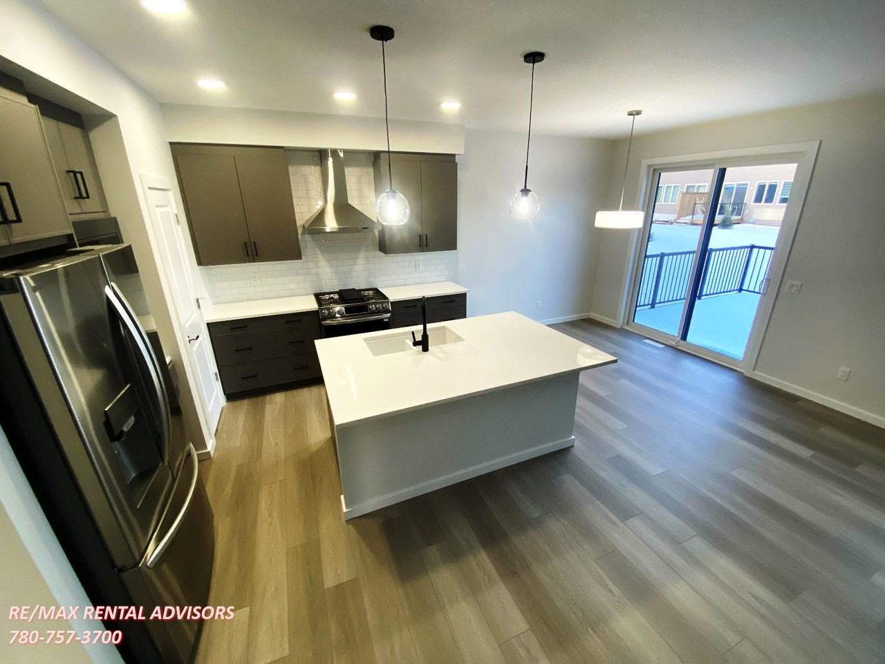 2127 Muckleplum Cres Sw - Photo 6 of 28