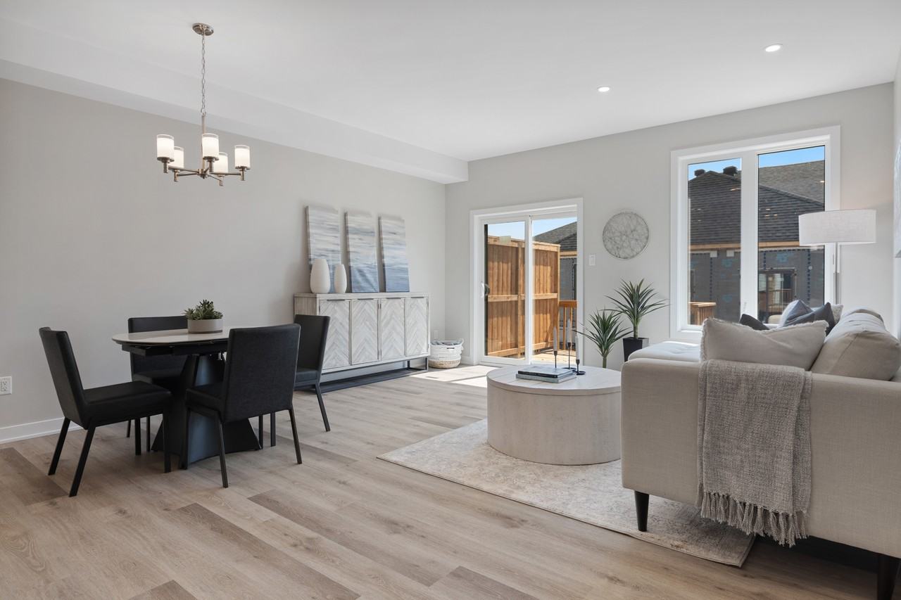 Attached Bungalow - Union - Photo 4 of 13