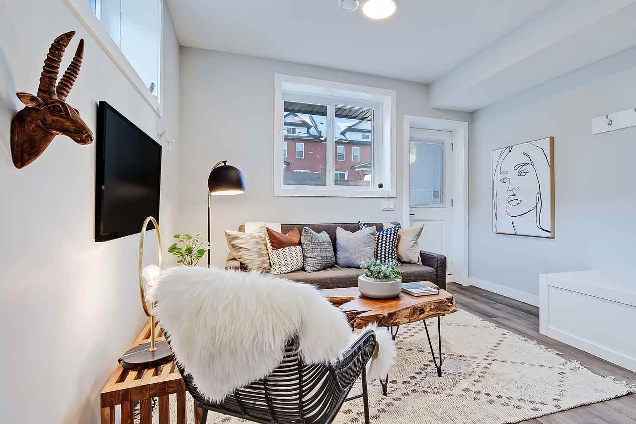 Inglewood Avas - Photo 2 of 10