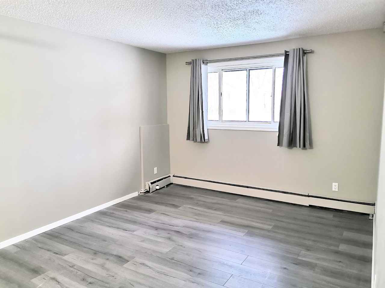 Camino Manor - Photo 4 of 12