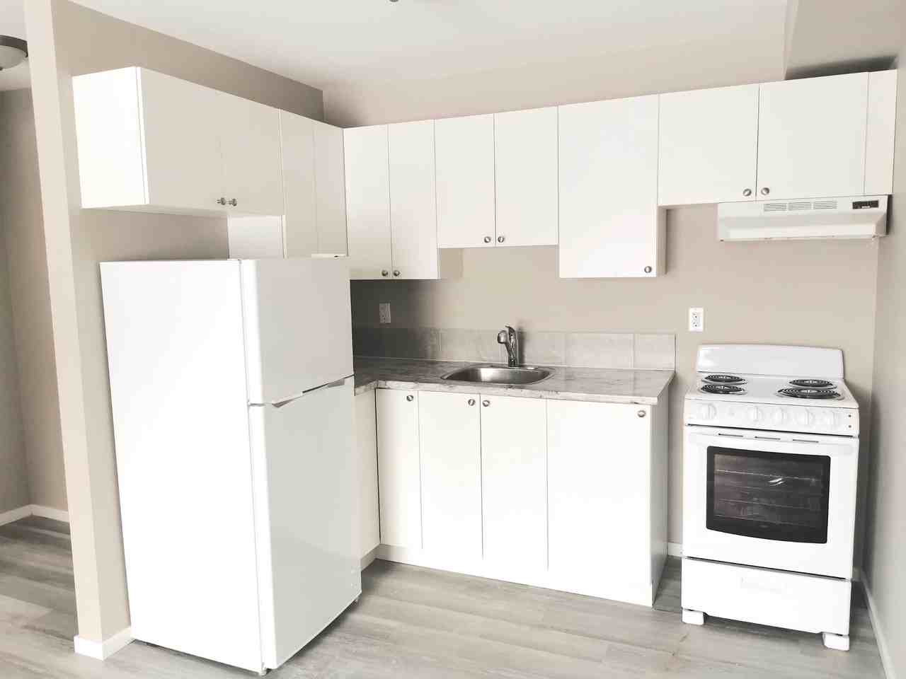 Camino Manor - Photo 6 of 12