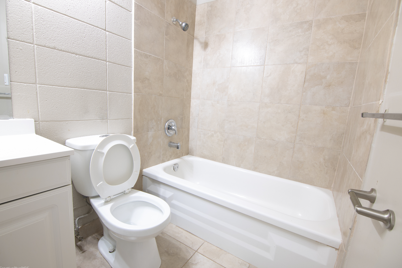 Cornerstone Apartments - Photo 6 of 10