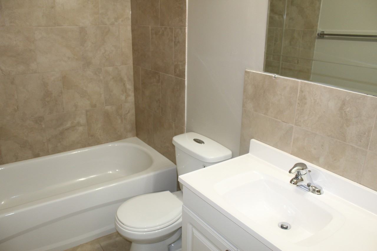 Oliver 1 Apartments - Photo 4 of 17