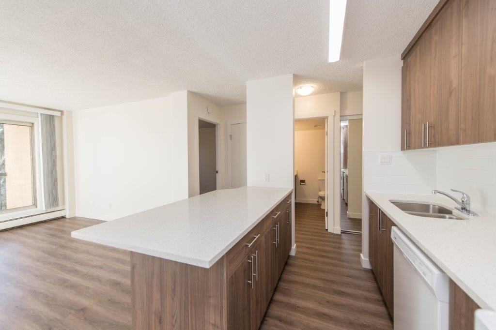 Sunalta 1626 Apartments - Photo 2 of 16