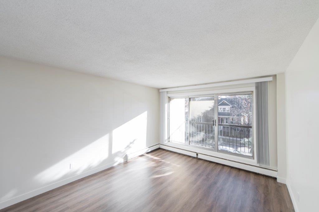 Sunalta 1626 Apartments - Photo 3 of 16