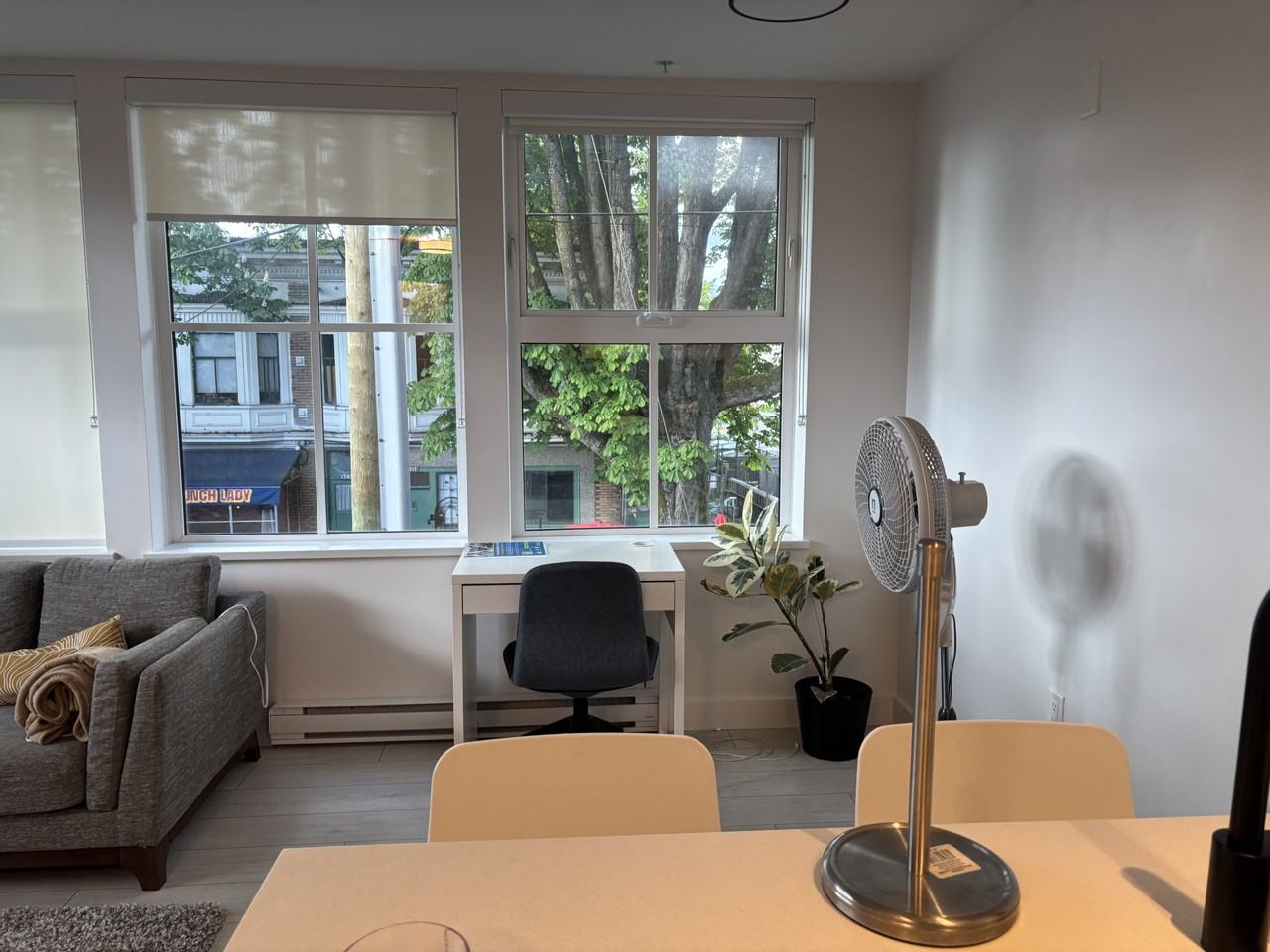 1716 Napier St - Photo 5 of 10