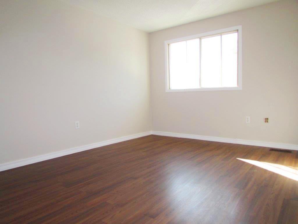 348 Cameron Street - Photo 3 of 8