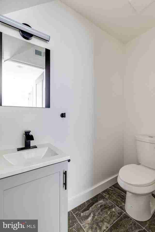 4243 Mantua Ave Unit 4 #4 - Photo 4 of 12