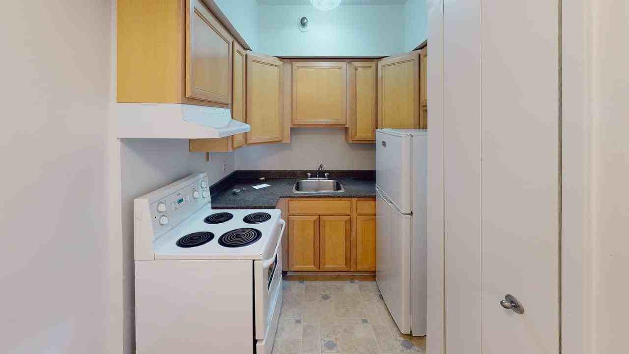 5713 Victoria Road - Photo 7 of 18