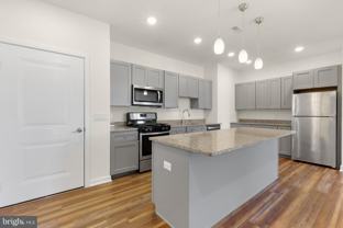 2411 Kensington Ave Apt 405 - Photo 1 of 1